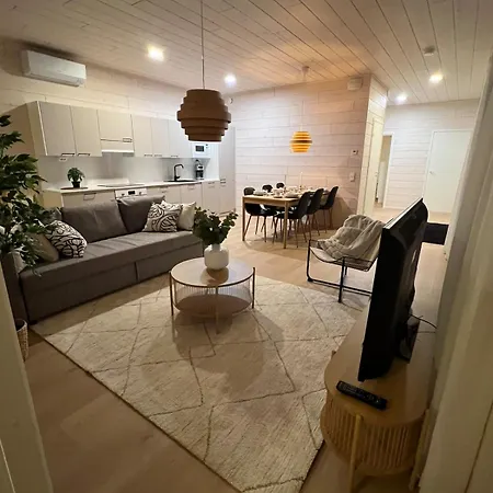 Villa Beautiful, Modern In A Quiet Area!